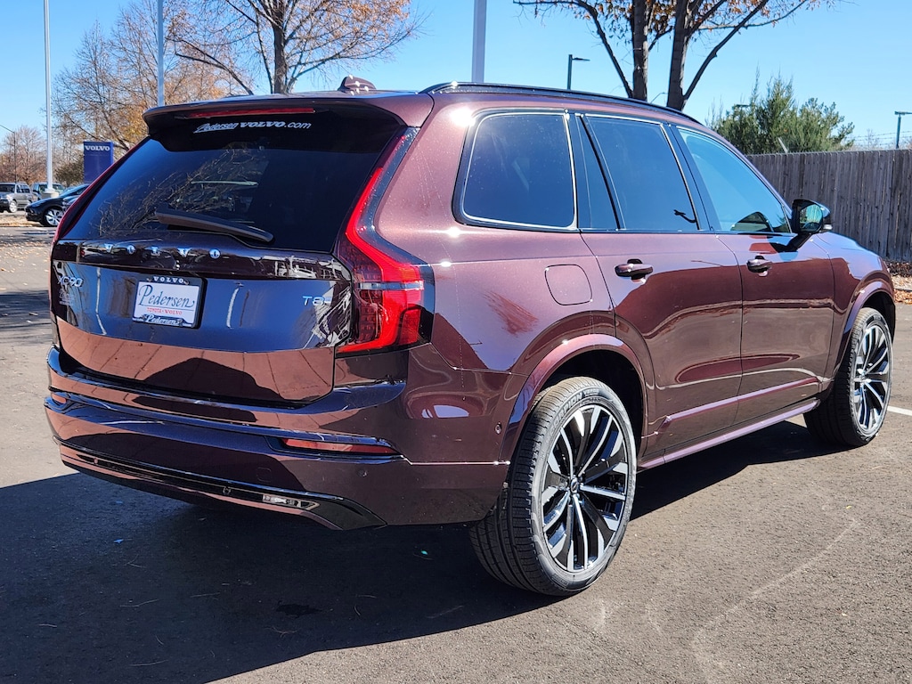 New 2026 Volvo XC90 plug-in hybrid T8 Ultra Dark Theme 7-Seater SUV