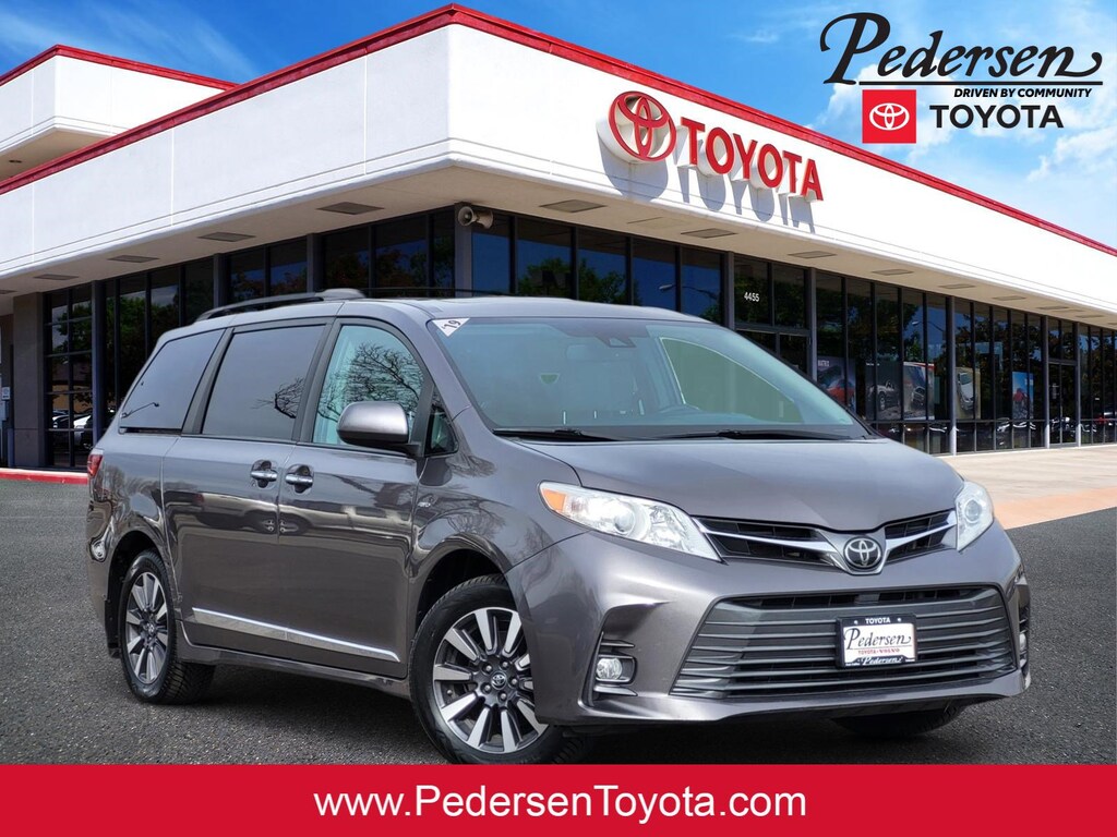 Used 2019 Toyota Sienna XLE Premium 7 Passenger Van