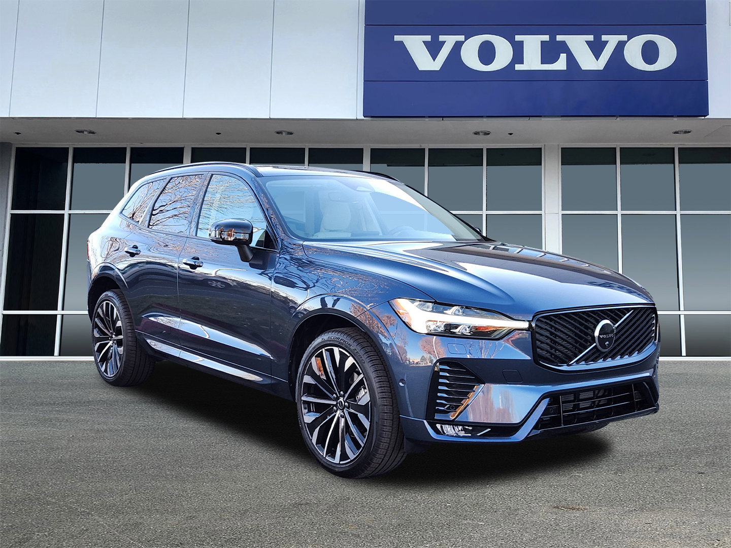 2026 Volvo XC60 Ultra's photo