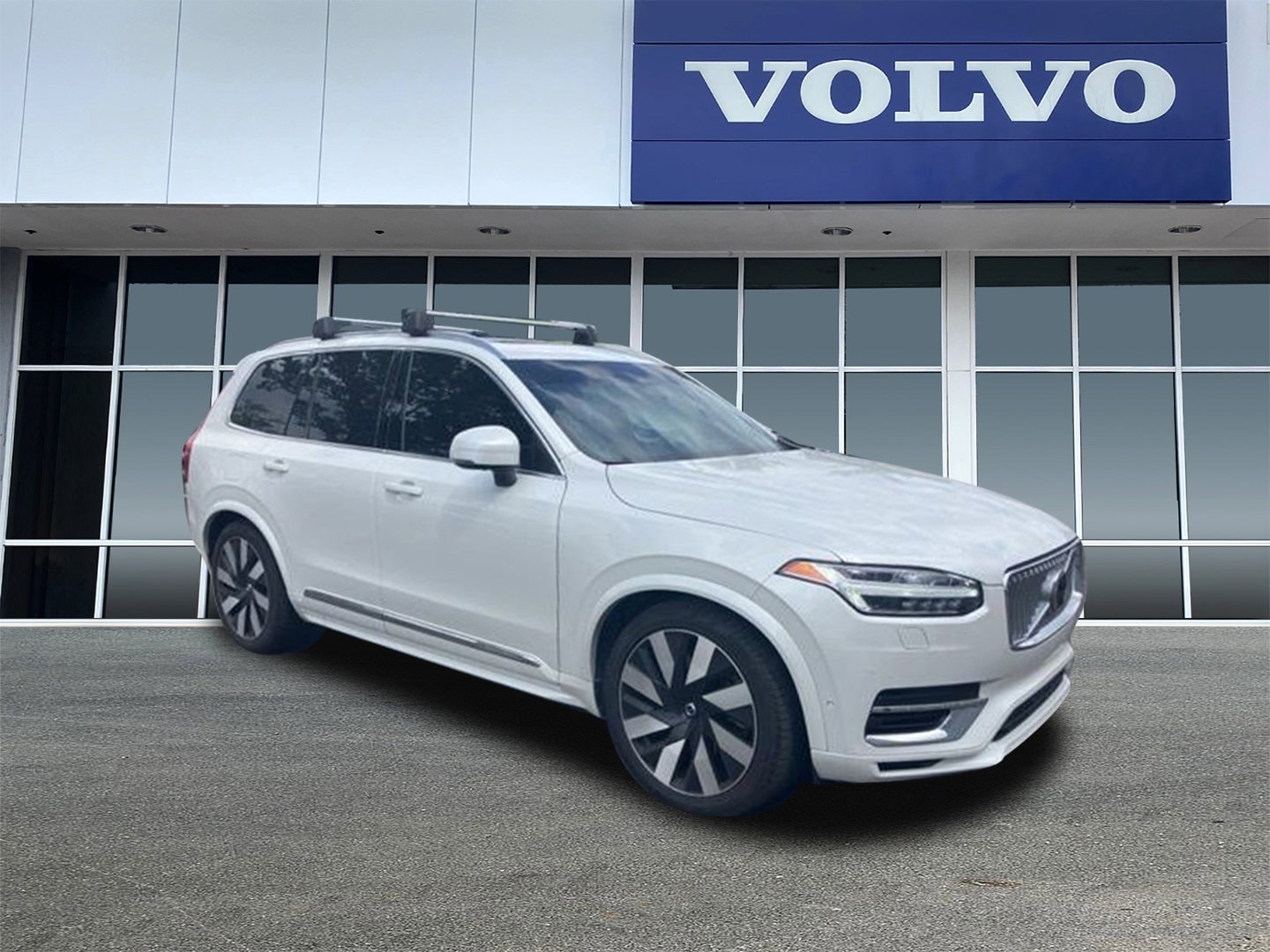 2023 Volvo XC90 T8 Recharge Ultimate 6-Seater 4WD's photo