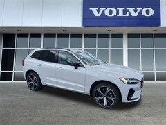 2024 Volvo XC60 plug-in hybrid T8 Ultimate Dark SUV T0153