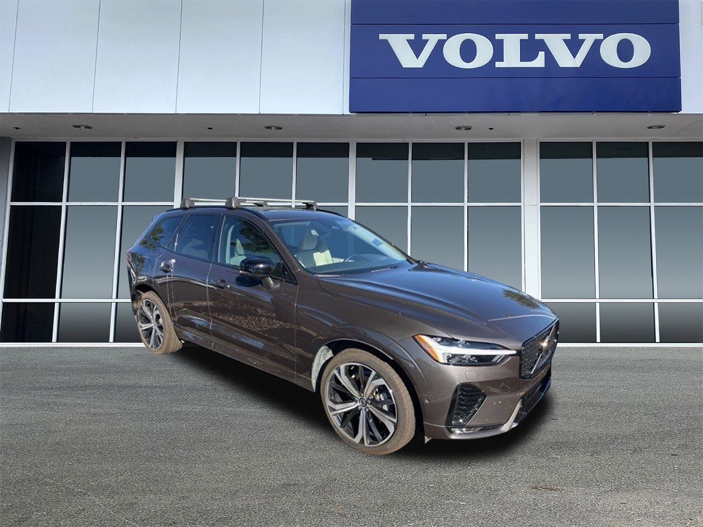 2023 Volvo XC60 SUV 