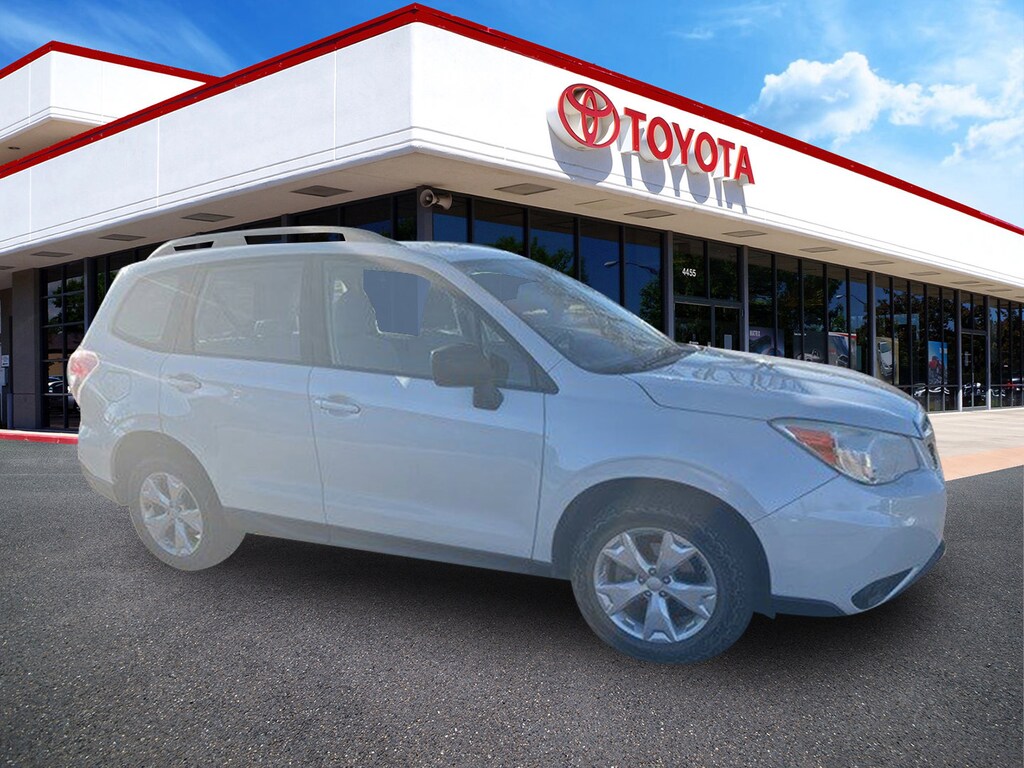 Used 2015 Subaru Forester 2.5i (CVT) SUV