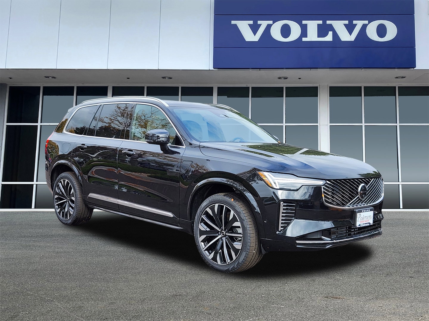2026 Volvo XC90 Plus's photo