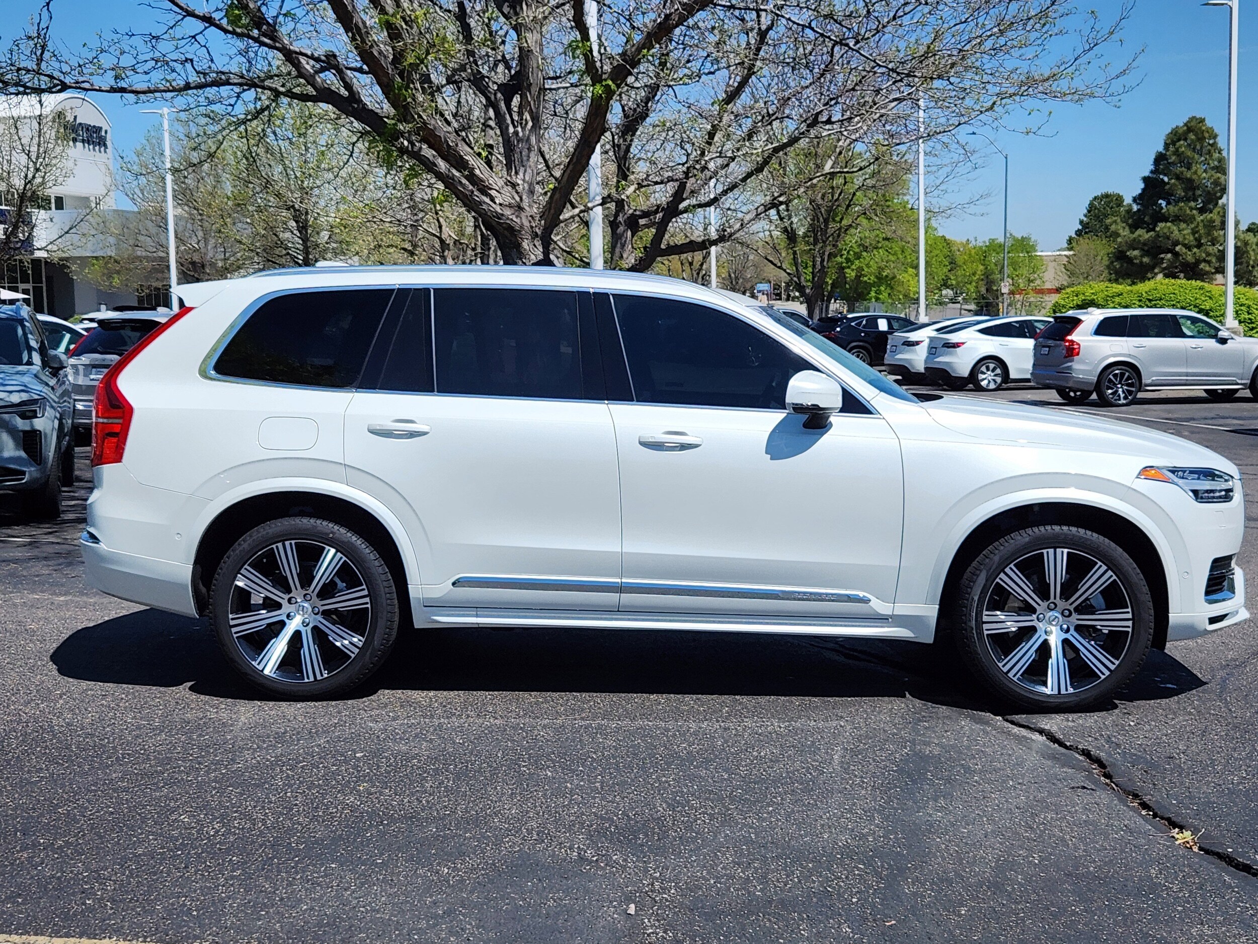 2024 Volvo XC90 Recharge Ultimate photo 2
