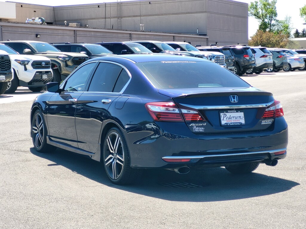 Used 2017 Honda Accord Sport SE Sedan