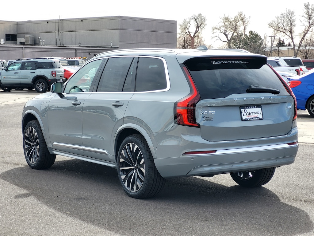 New 2026 Volvo XC90 plug-in hybrid T8 Ultra 7-Seater SUV