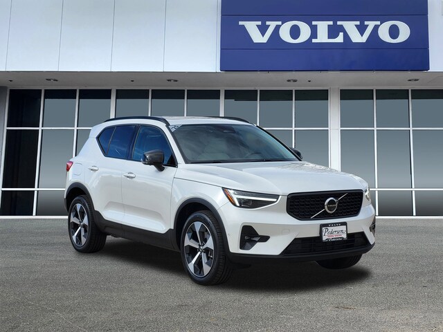 DYNAMIC_PREF_LABEL_INVENTORY_FEATURED_NEW_INVENTORY_FEATURED1_ALTATTRIBUTEBEFORE 2026 Volvo XC40 B5 Plus AWD SUV DYNAMIC_PREF_LABEL_INVENTORY_FEATURED_NEW_INVENTORY_FEATURED1_ALTATTRIBUTEAFTER