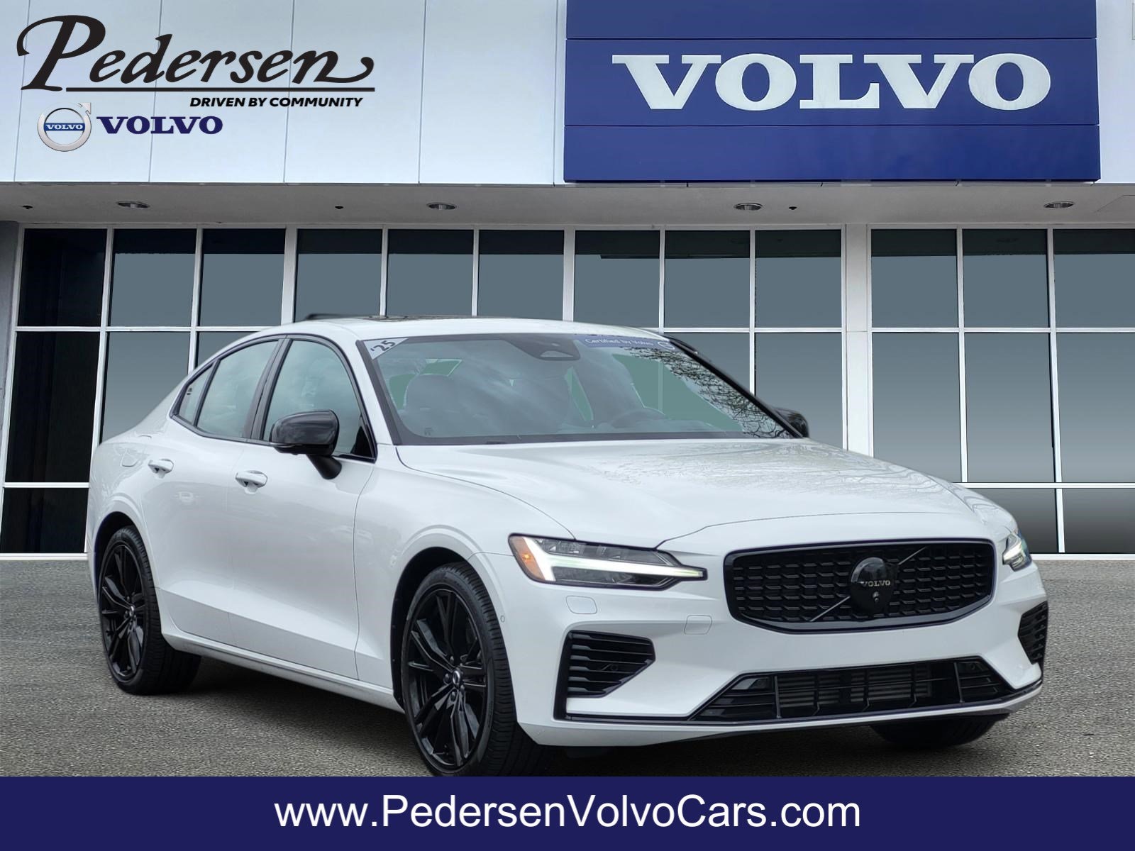 2025 Volvo S60 T8 Recharge Ultra Black Edition AWD's photo