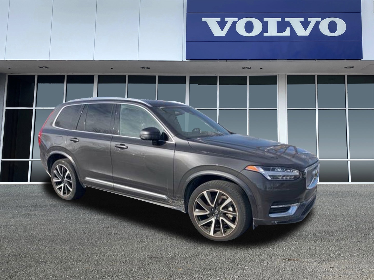 2023 Volvo XC90 SUV 