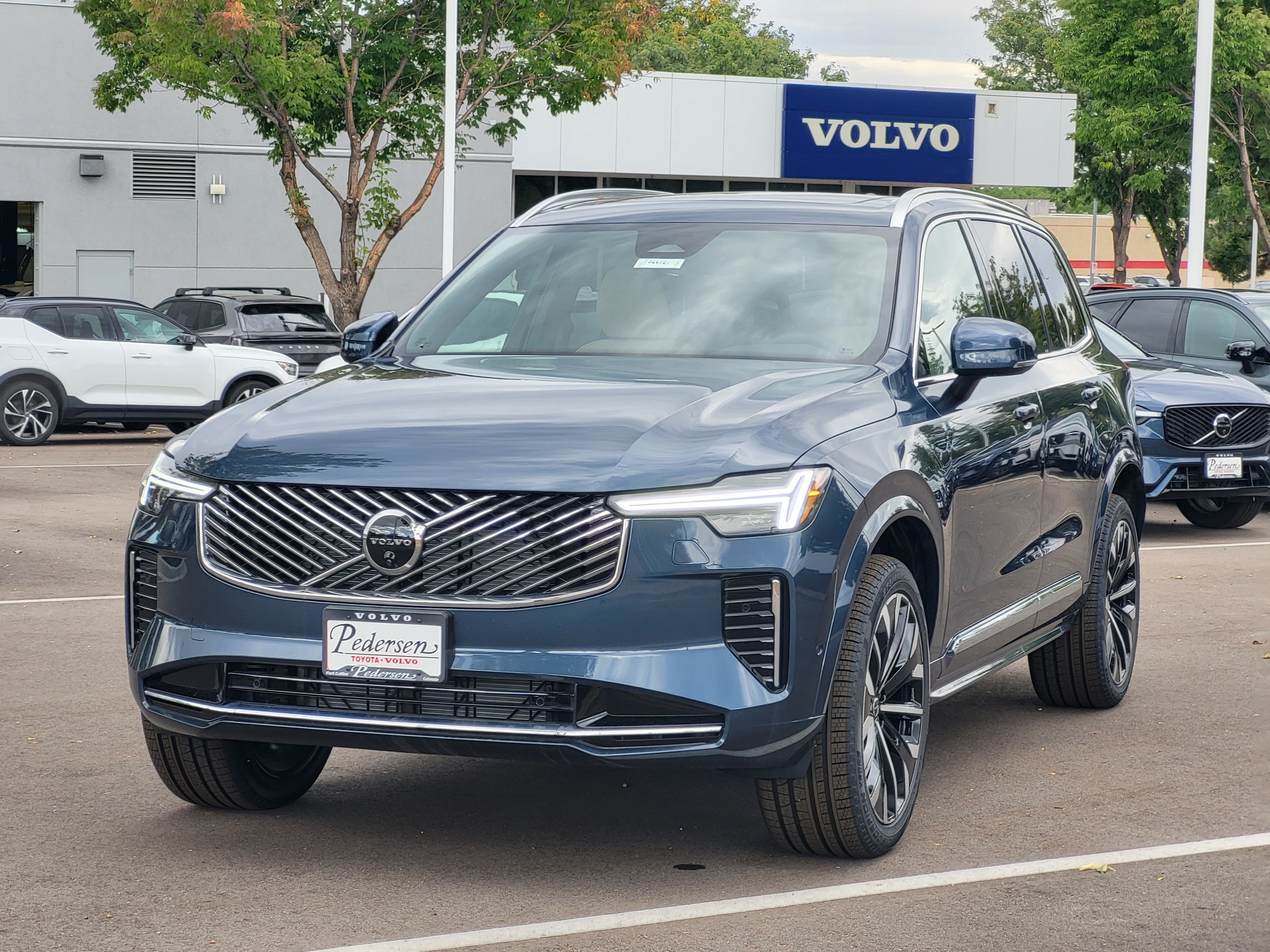 New 2026 Volvo XC90 B6 Plus 7-Seater SUV