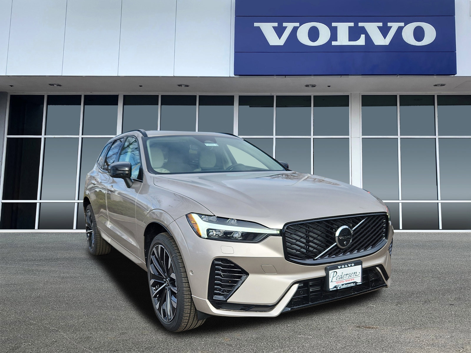 2026 Volvo XC60 Ultra's photo