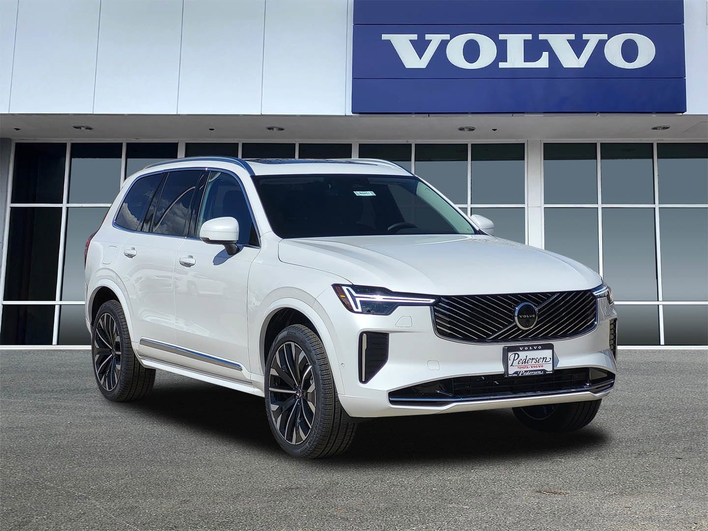 2026 Volvo XC90 B6 Plus Bright 7-Seater 4WD's photo