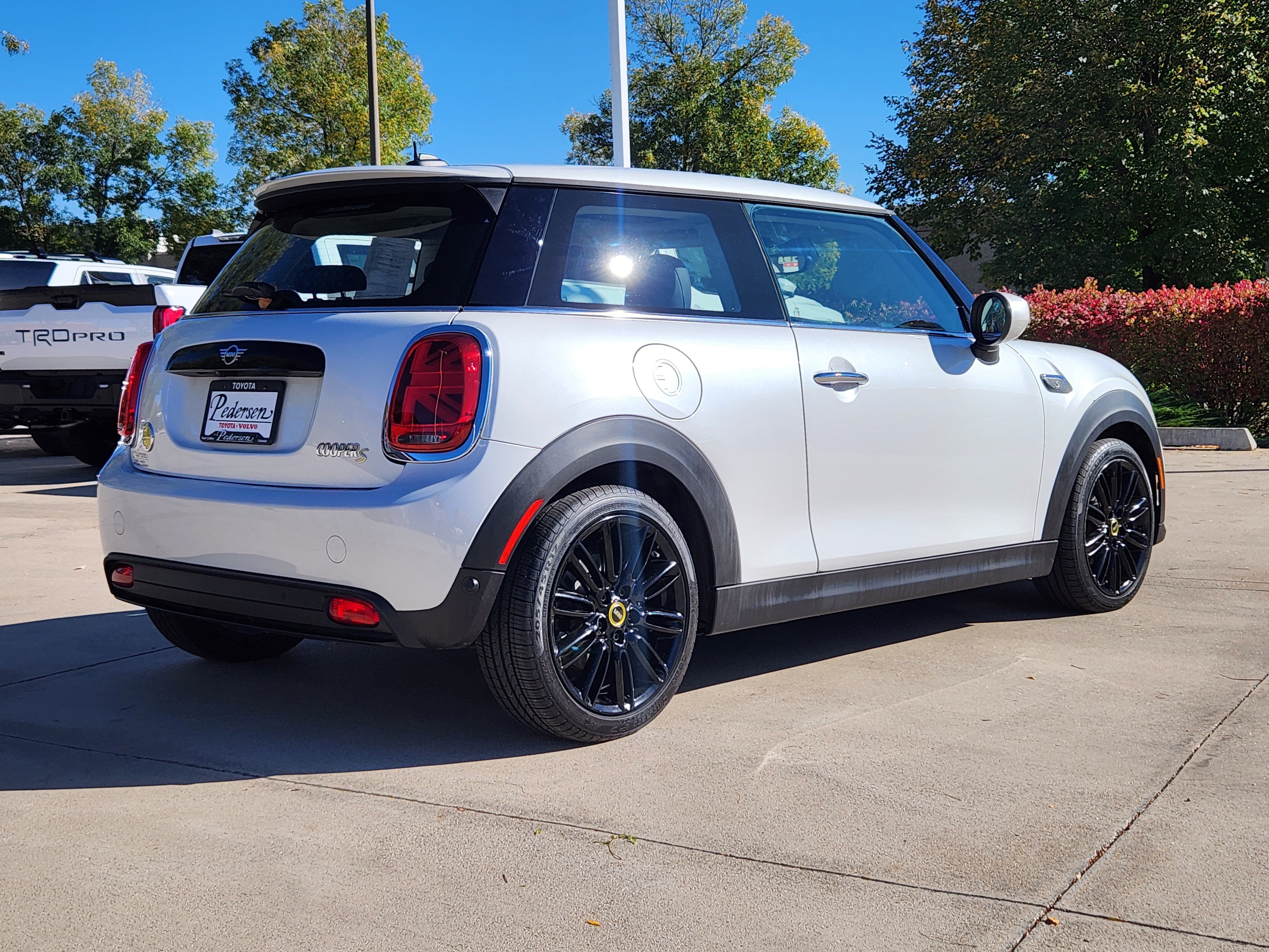 Used 2024 MINI Hardtop 2 Door SE with VIN WMW13DJ09R2V84804 for sale in Fort Collins, CO