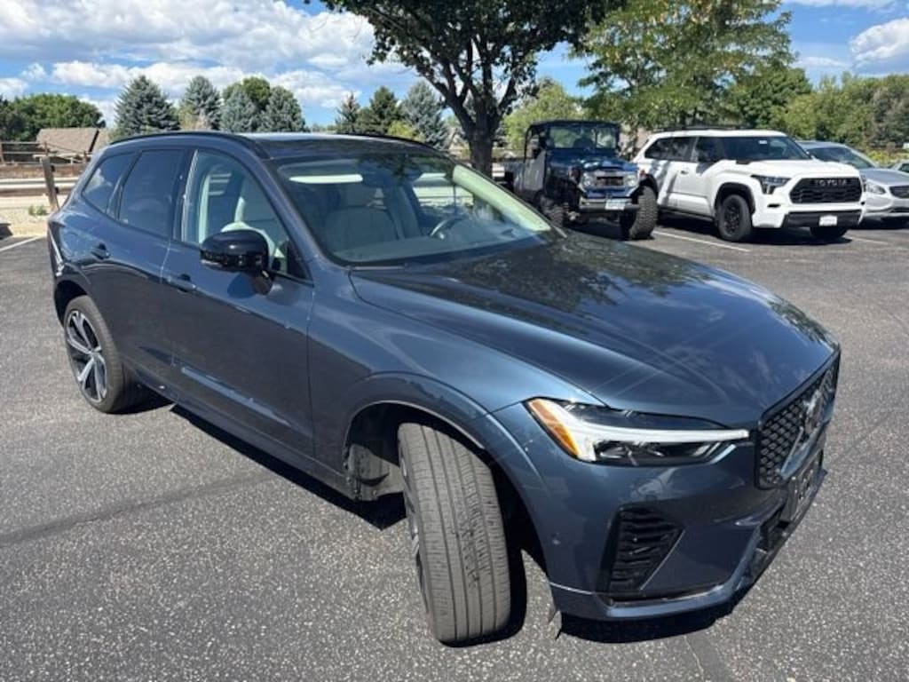 Used 2023 Volvo XC60 Recharge Plug-In Hybrid Ultimate Dark SUV