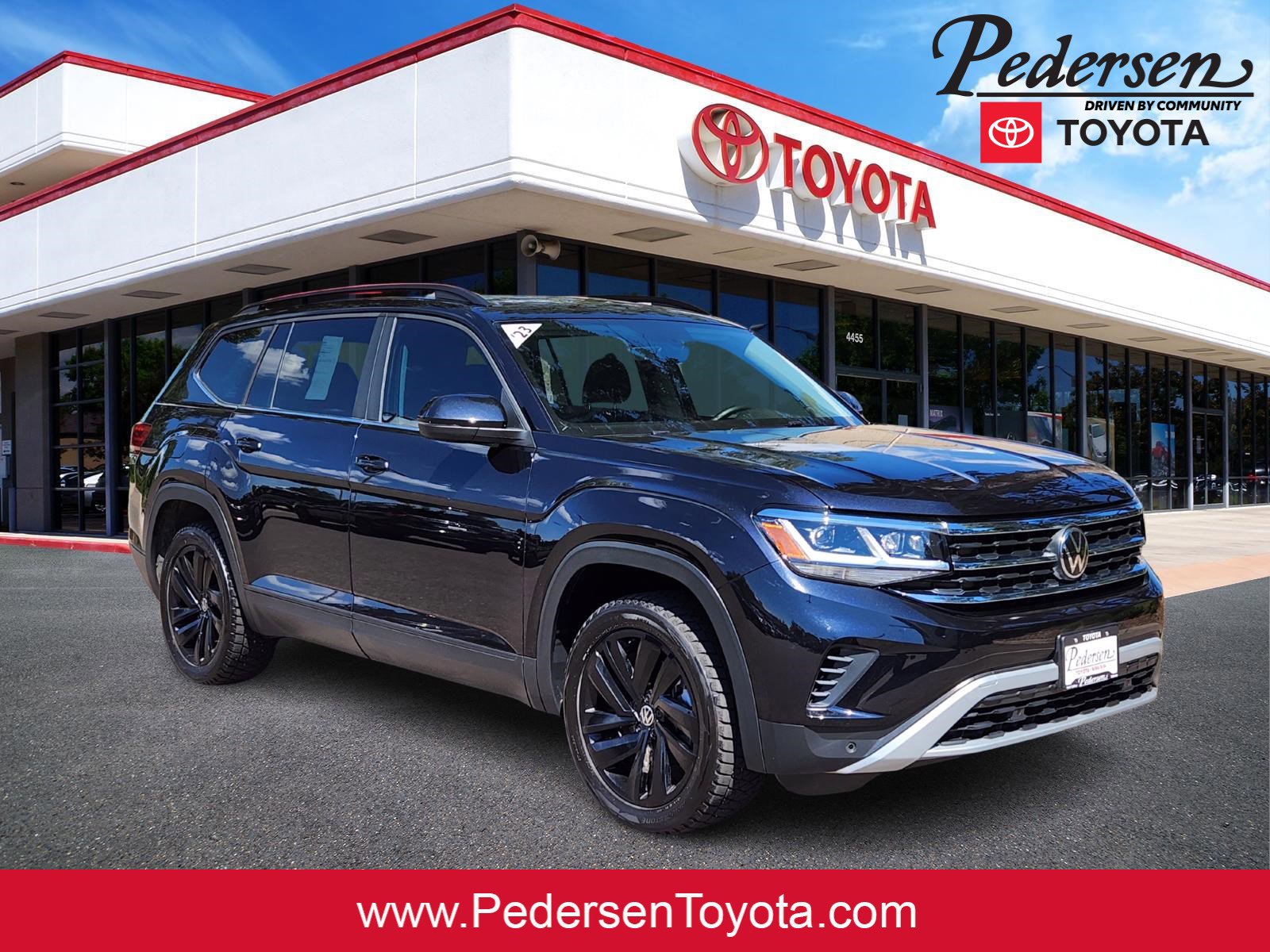 2023 Volkswagen Atlas 3.6L V6 SE w/Technology