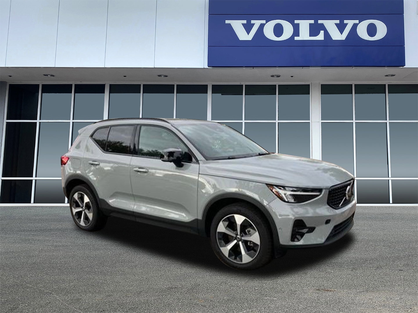 2026 Volvo XC40