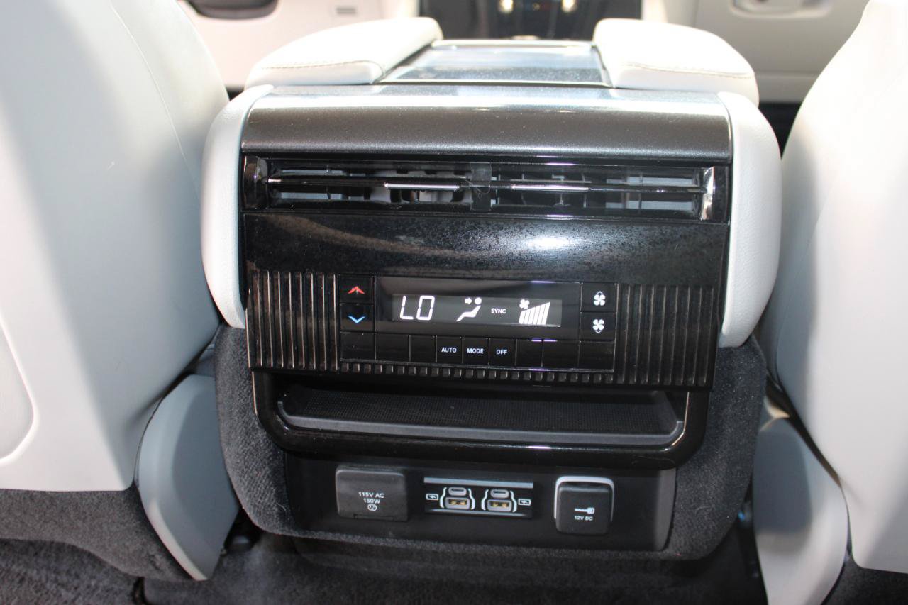 2022 Jeep Wagoneer Series I - Photo 26