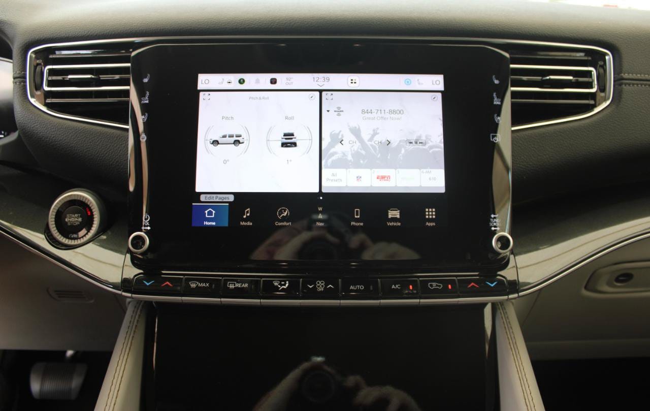2022 Jeep Wagoneer Series I - Photo 23