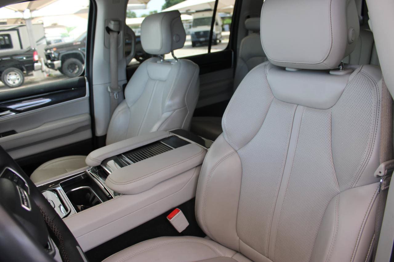2022 Jeep Wagoneer Series I - Photo 10