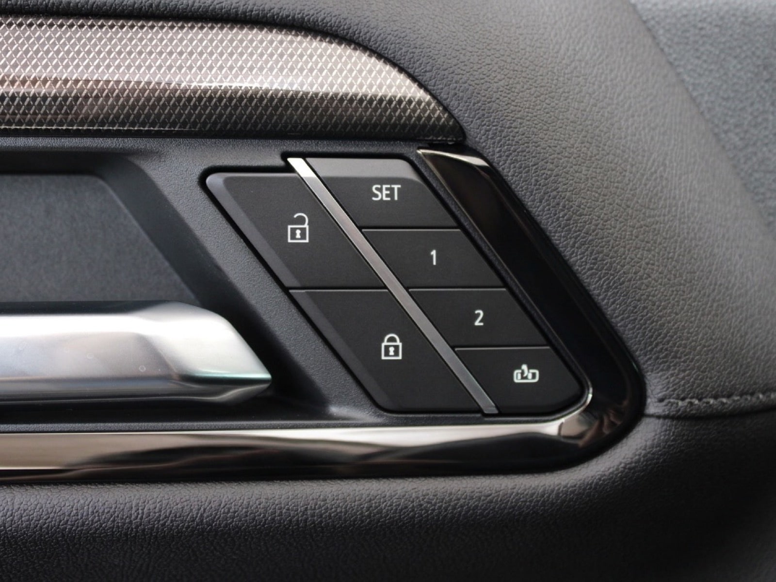 2026 GMC Sierra 1500 AT4 - Photo 12