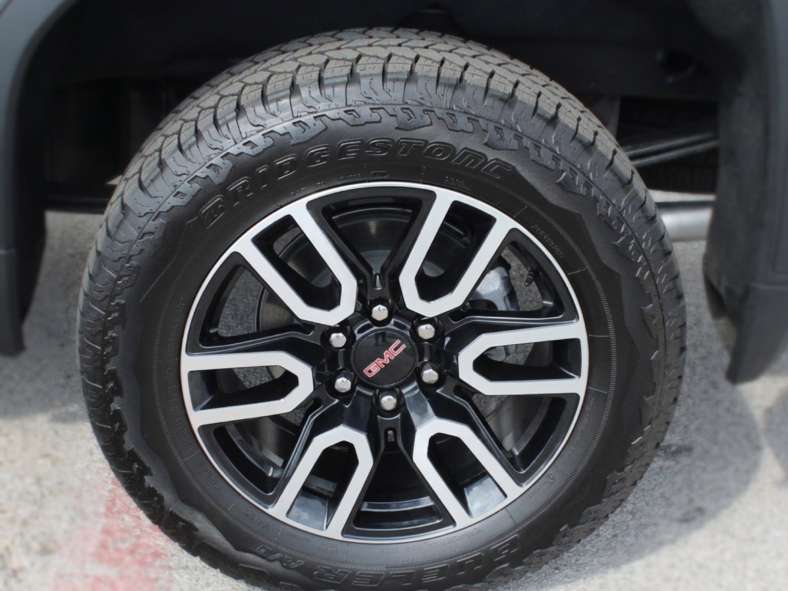2026 GMC Sierra 1500 AT4 - Photo 8