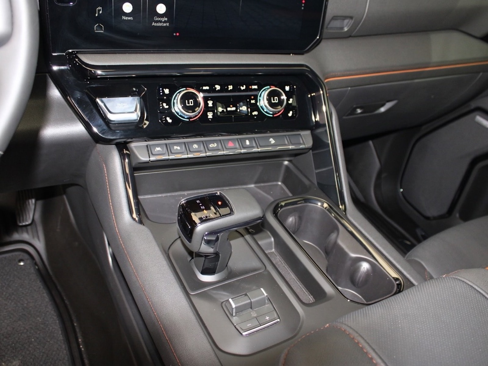 2026 GMC Sierra 1500 AT4 - Photo 28