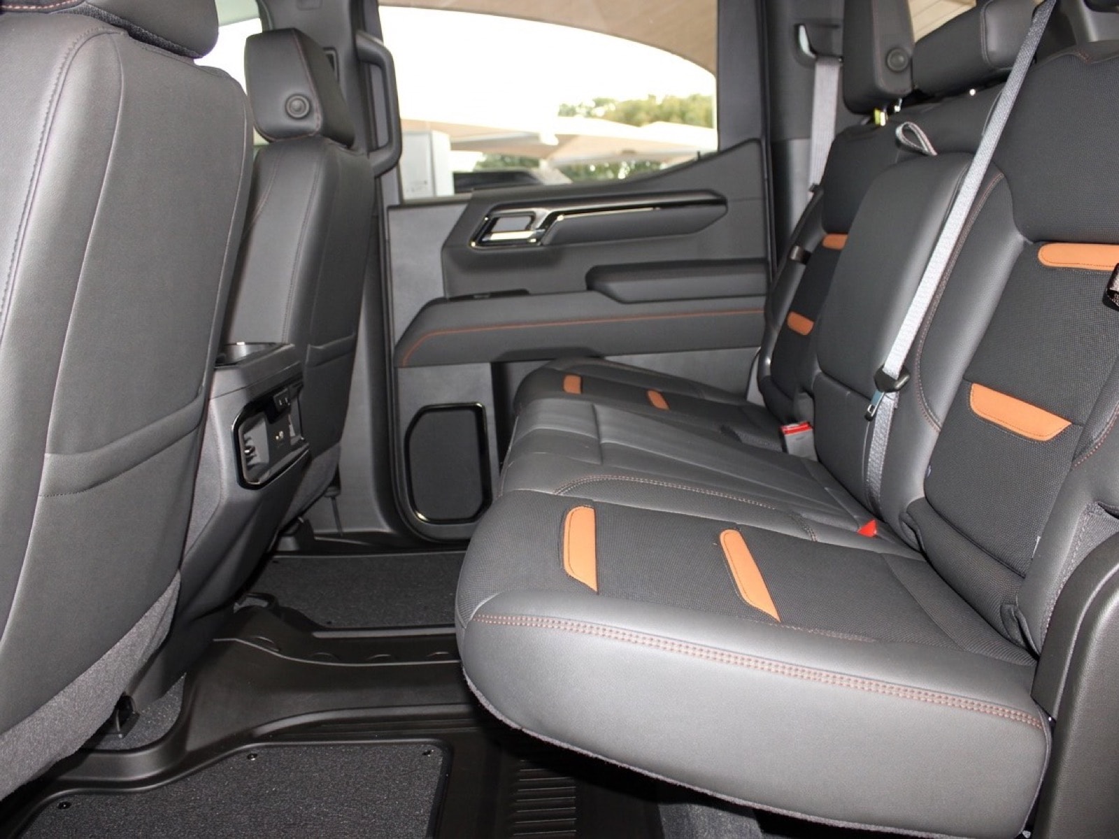 2026 GMC Sierra 1500 AT4 - Photo 15