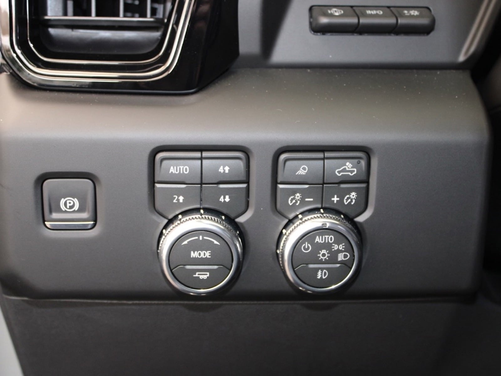 2026 GMC Sierra 1500 AT4 - Photo 26