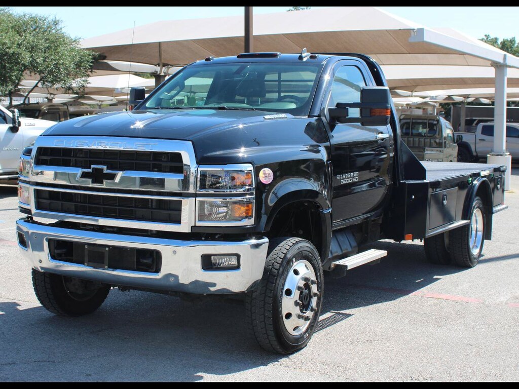 Used 2024 Chevrolet Silverado Mediu BLACK