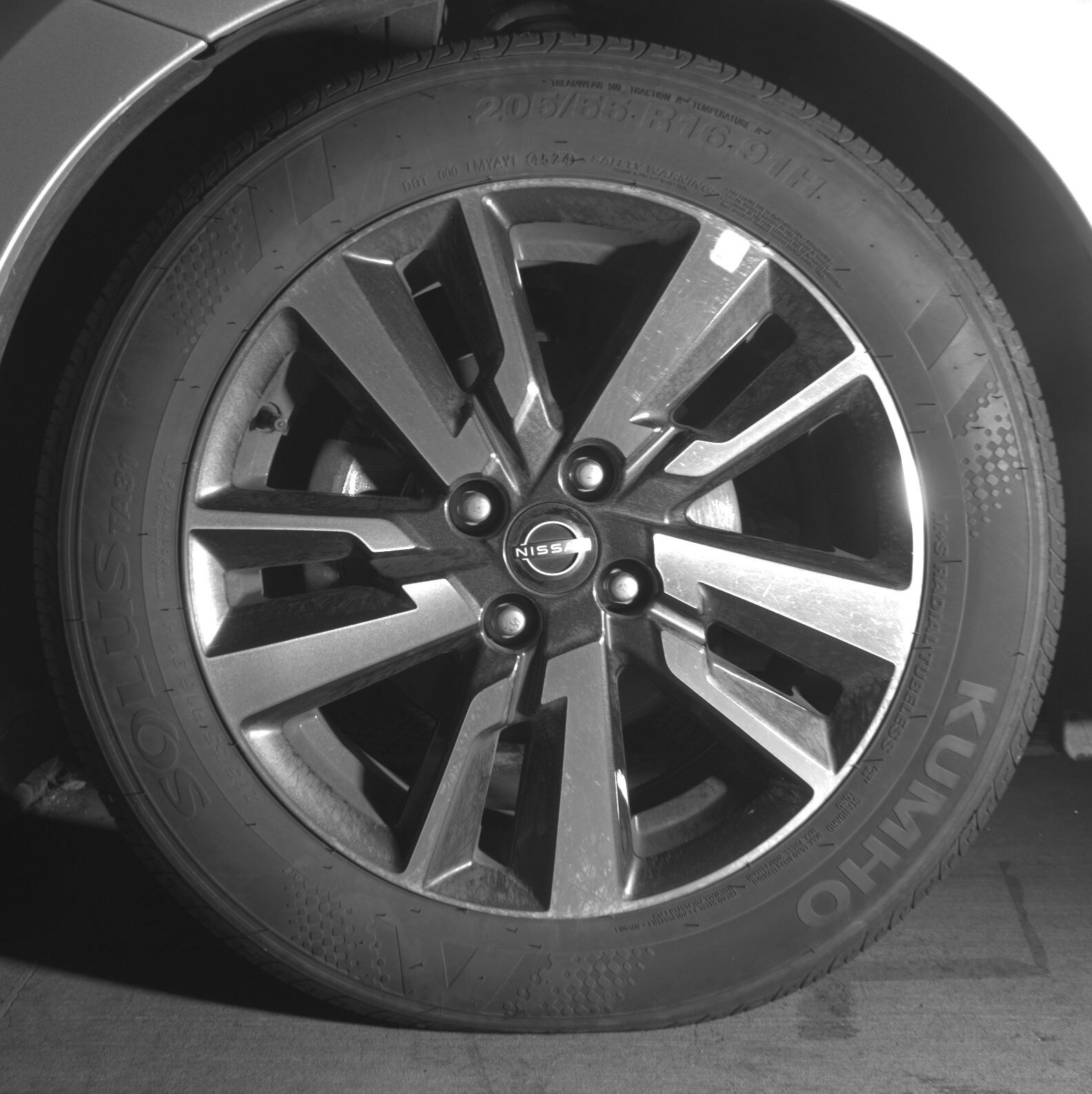 Thumbnail: 2025 Nissan Versa - 9