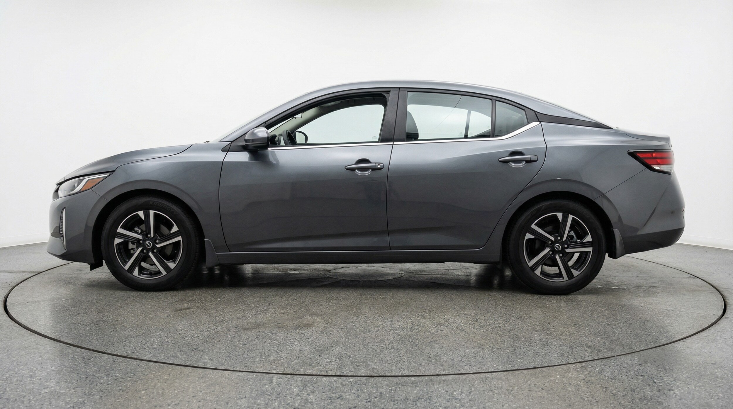 Thumbnail: 2025 Nissan Sentra - 4