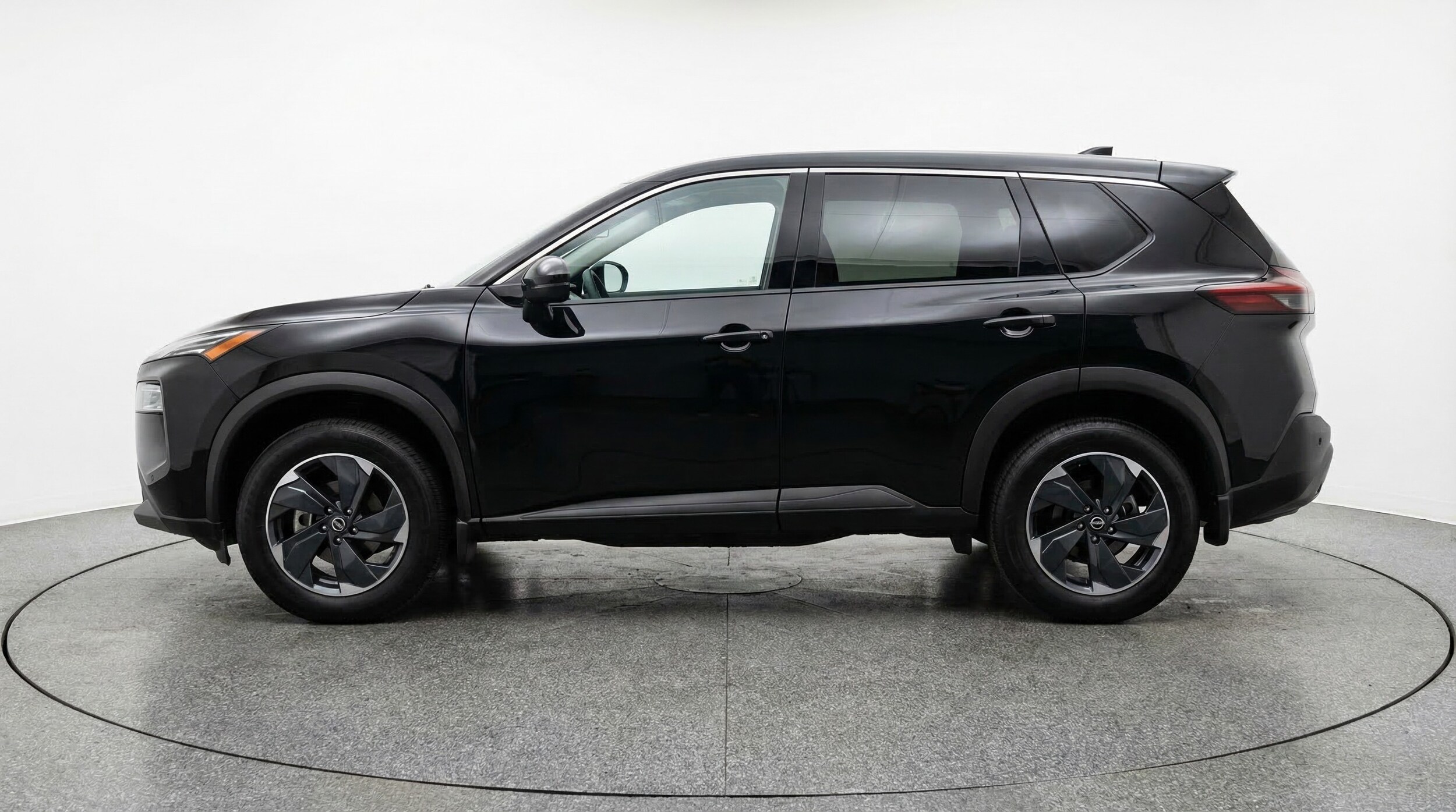 Thumbnail: 2025 Nissan Rogue - 4