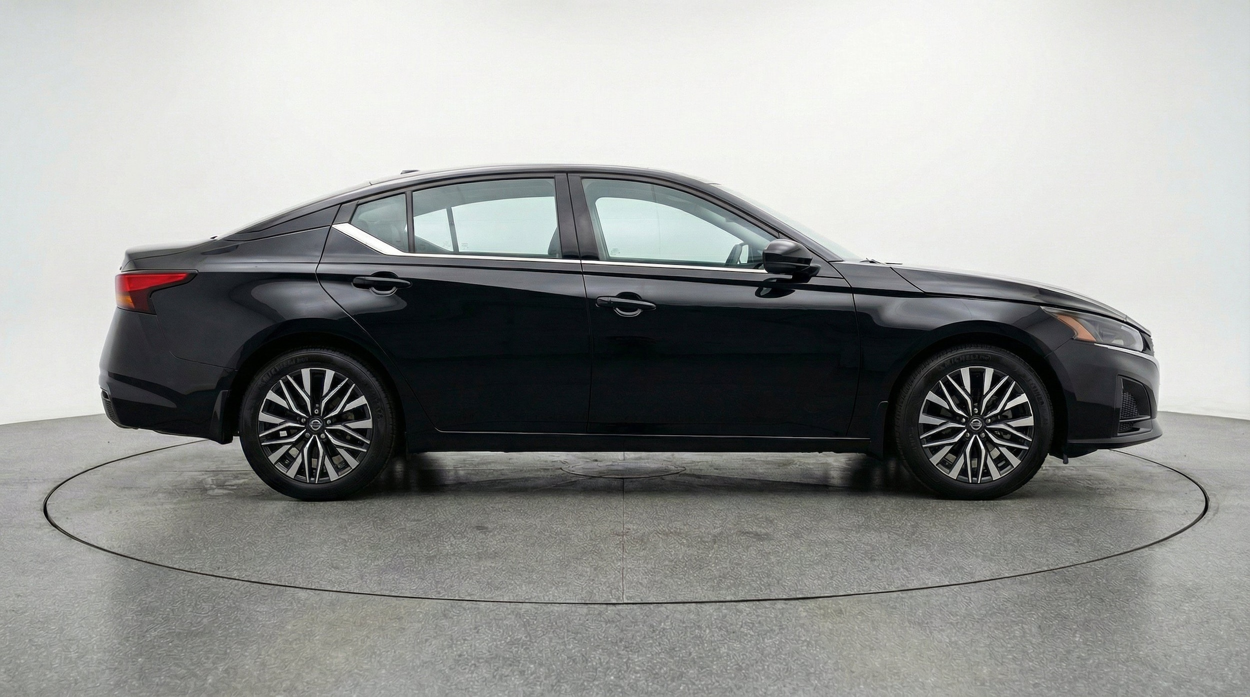 Thumbnail: 2026 Nissan Altima - 10
