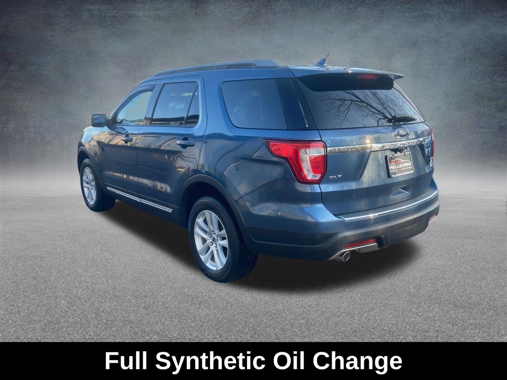 2018 Ford Explorer XLT photo 2
