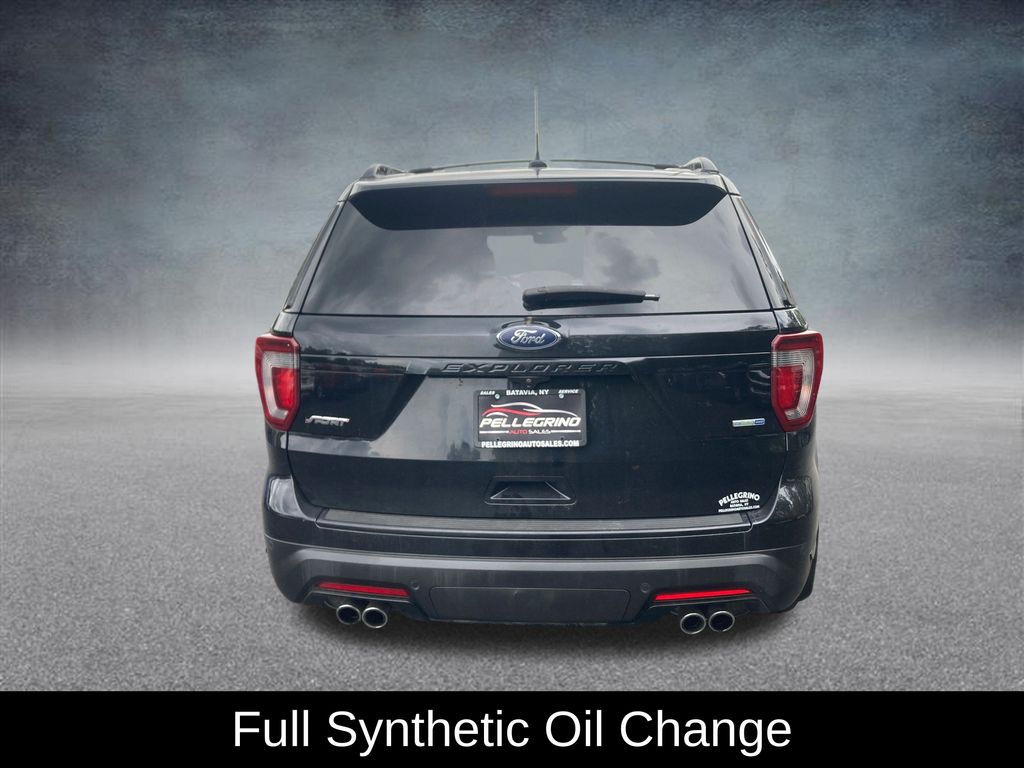 2018 Ford Explorer Sport photo 4