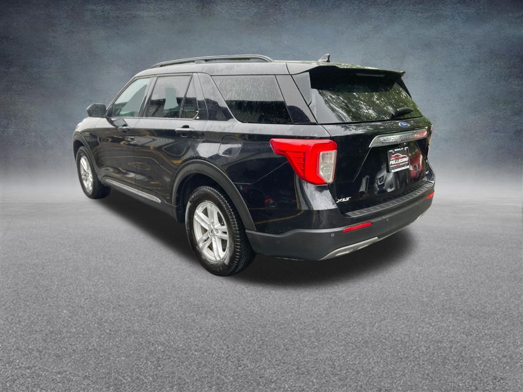 2020 Ford Explorer XLT photo 3