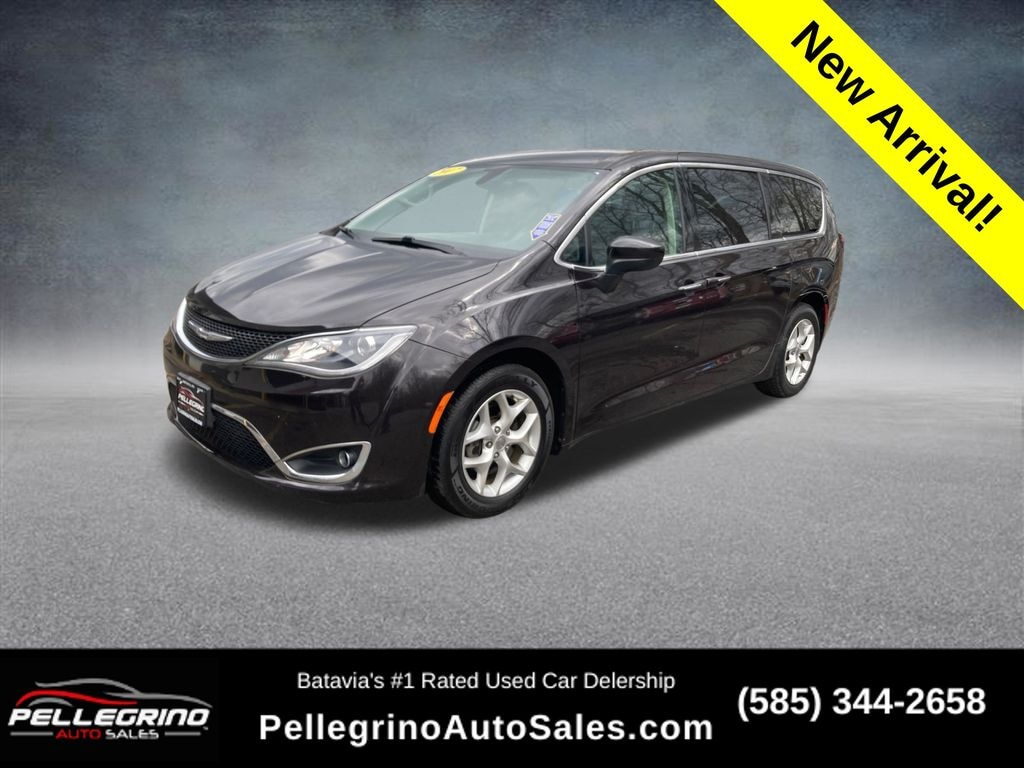 Used 2017 Chrysler Pacifica Touring-L Van