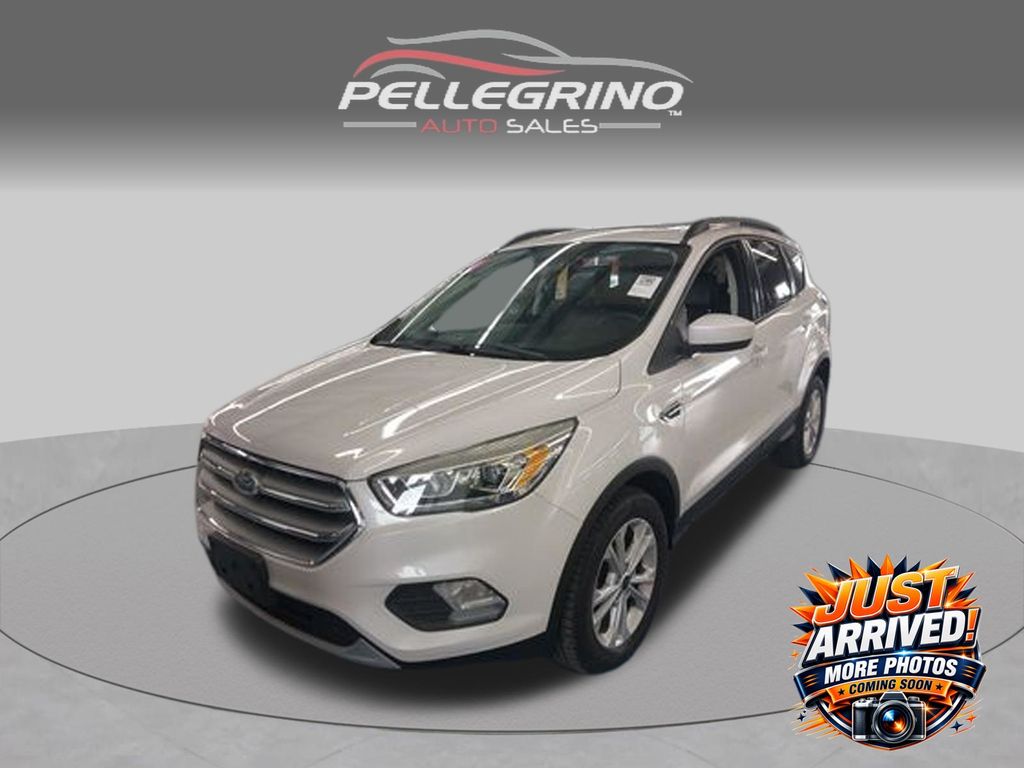 White Platinum Clearcoat Metallic 2017 Ford Escape SUV / Crossover All-Wheel Drive 6-Speed Automatic