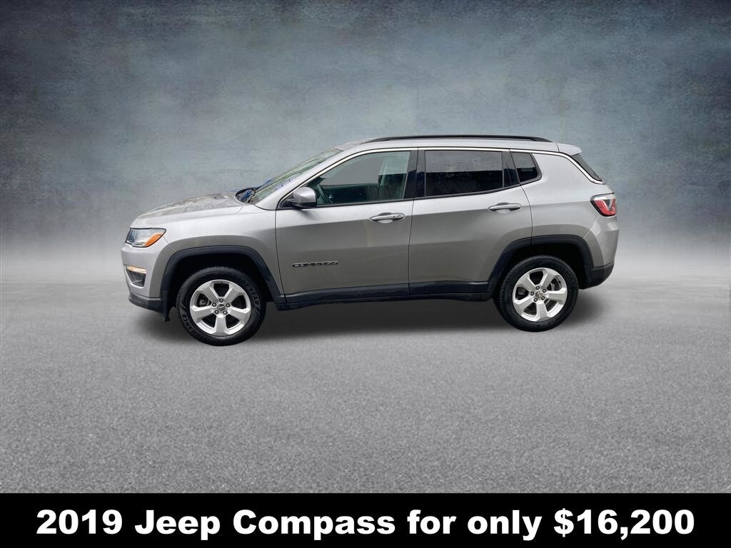 Used 2019 Jeep Compass Latitude 4x4 SUV