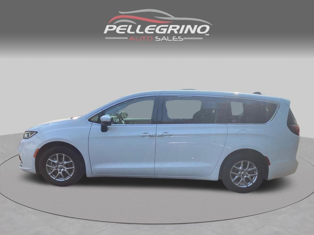 Used 2023 Chrysler Pacifica Touring L Van Passenger Van