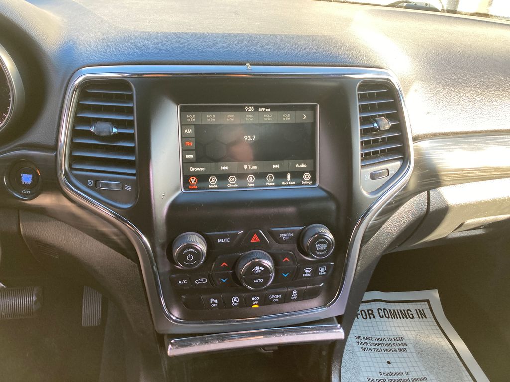 2020 Jeep Grand Cherokee Laredo E - Photo 23