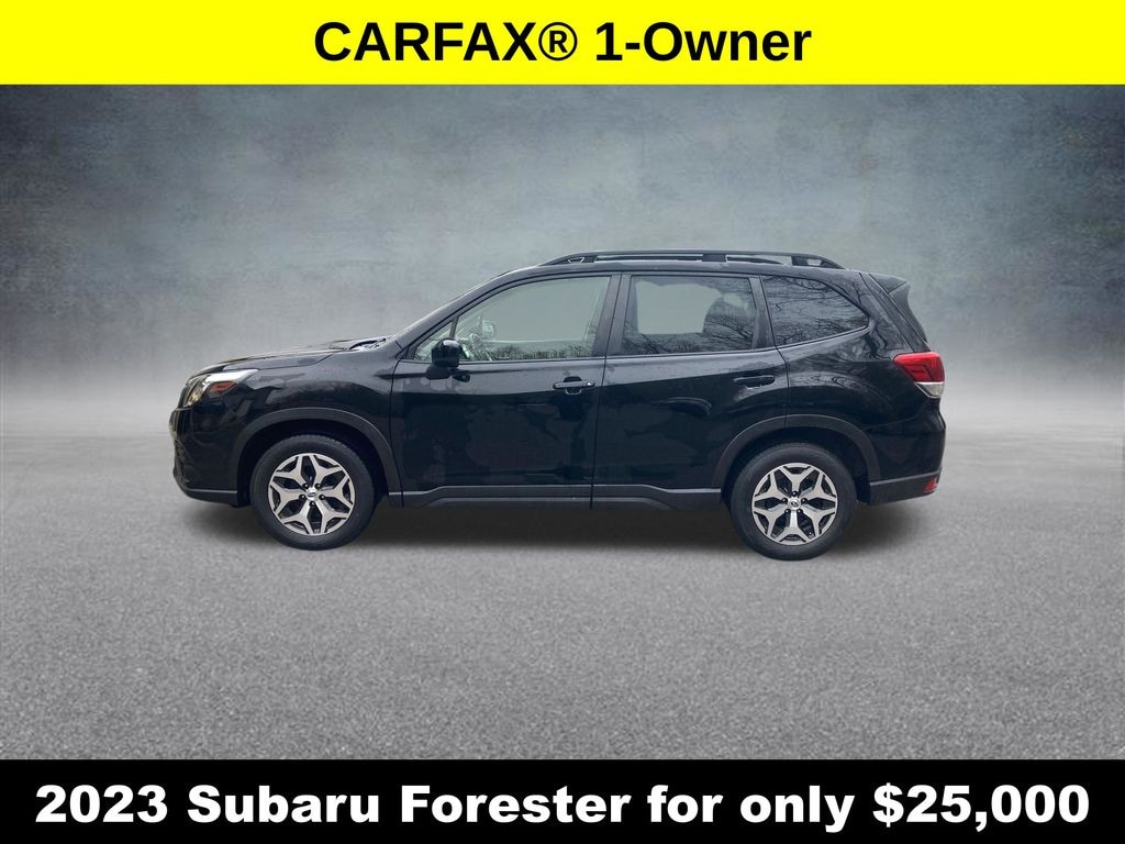 Used 2023 Subaru Forester Premium SUV