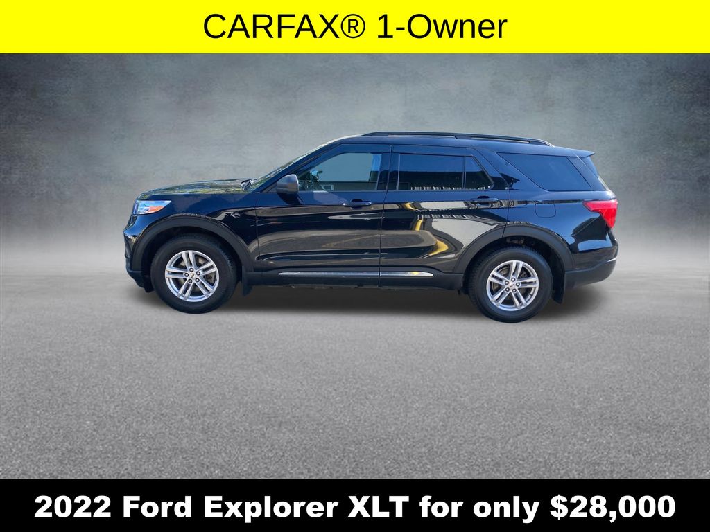 2022 Ford Explorer XLT photo 2