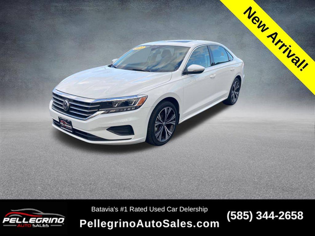 2022 Volkswagen Passat SE's photo