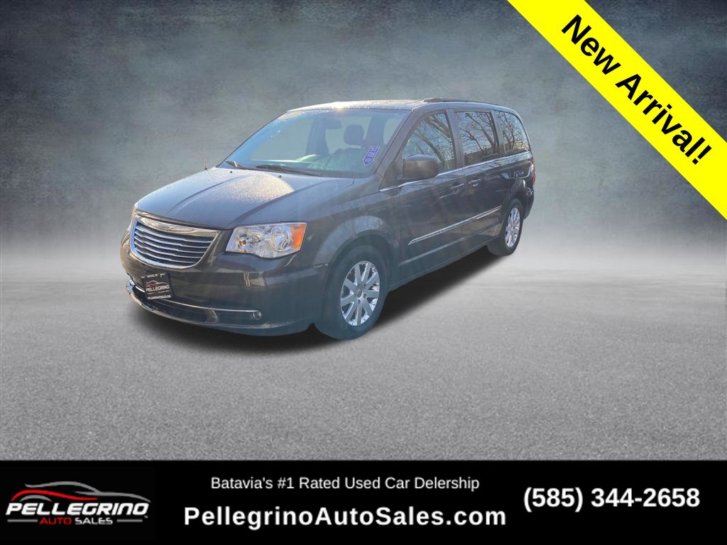 2016 Chrysler Town & Country Touring FWD