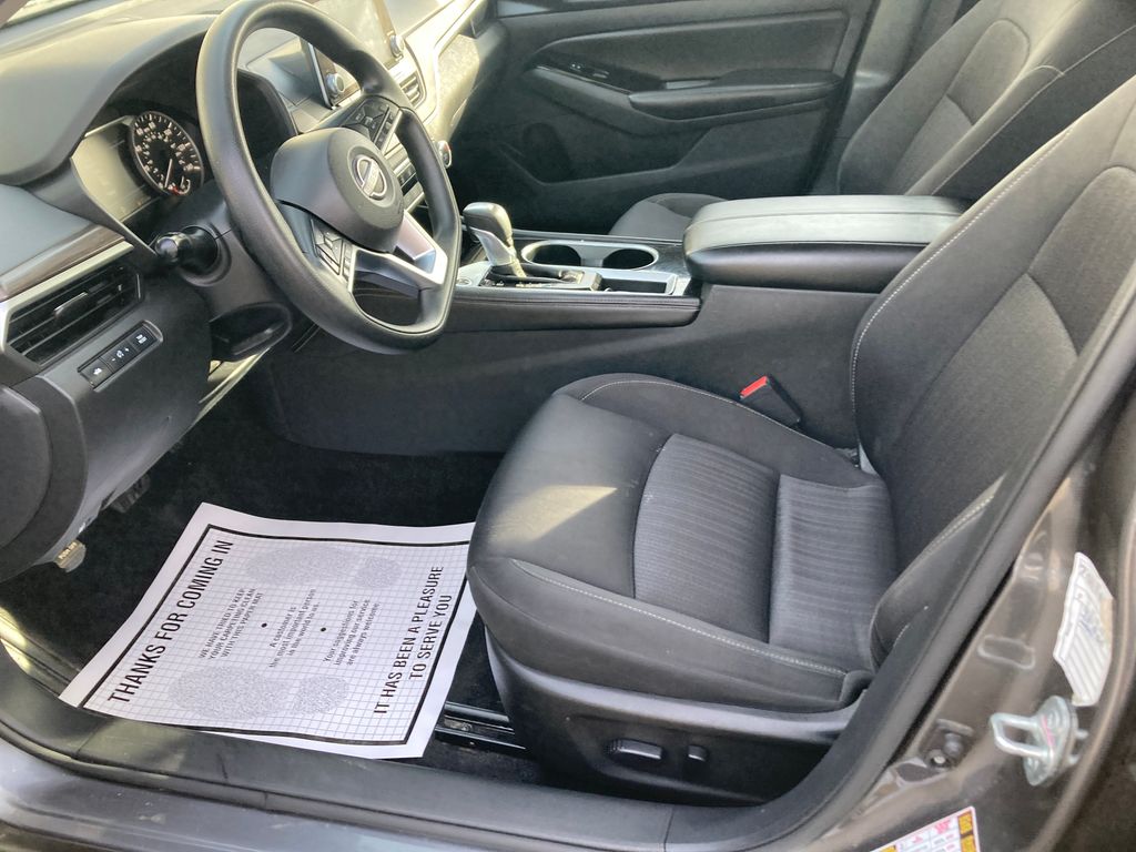 2023 Nissan Altima SV - Photo 12