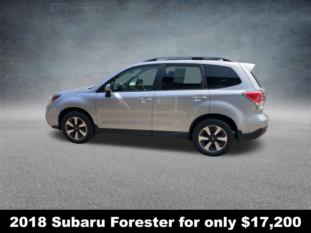 2018 Subaru Forester 2.5i Premium photo 2