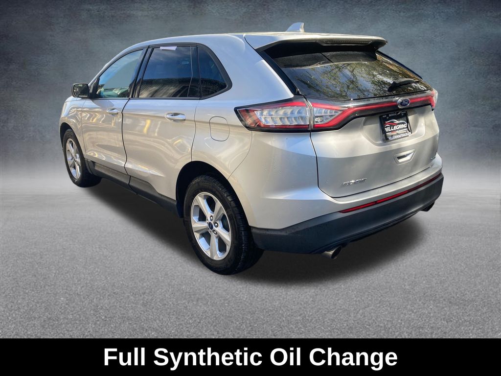 2016 Ford Edge SE photo 3