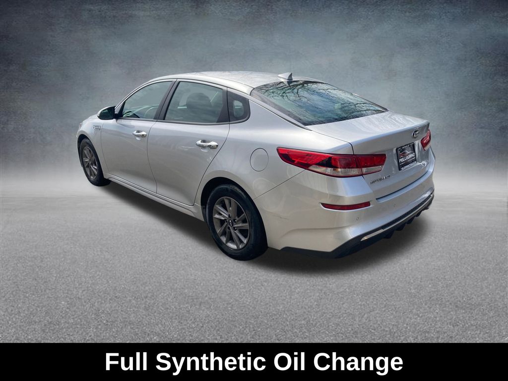 2020 Kia Optima LX photo 3